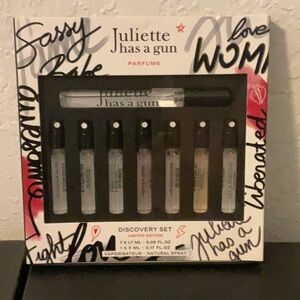 Juliette has gun. Limited edition  Discovery set.